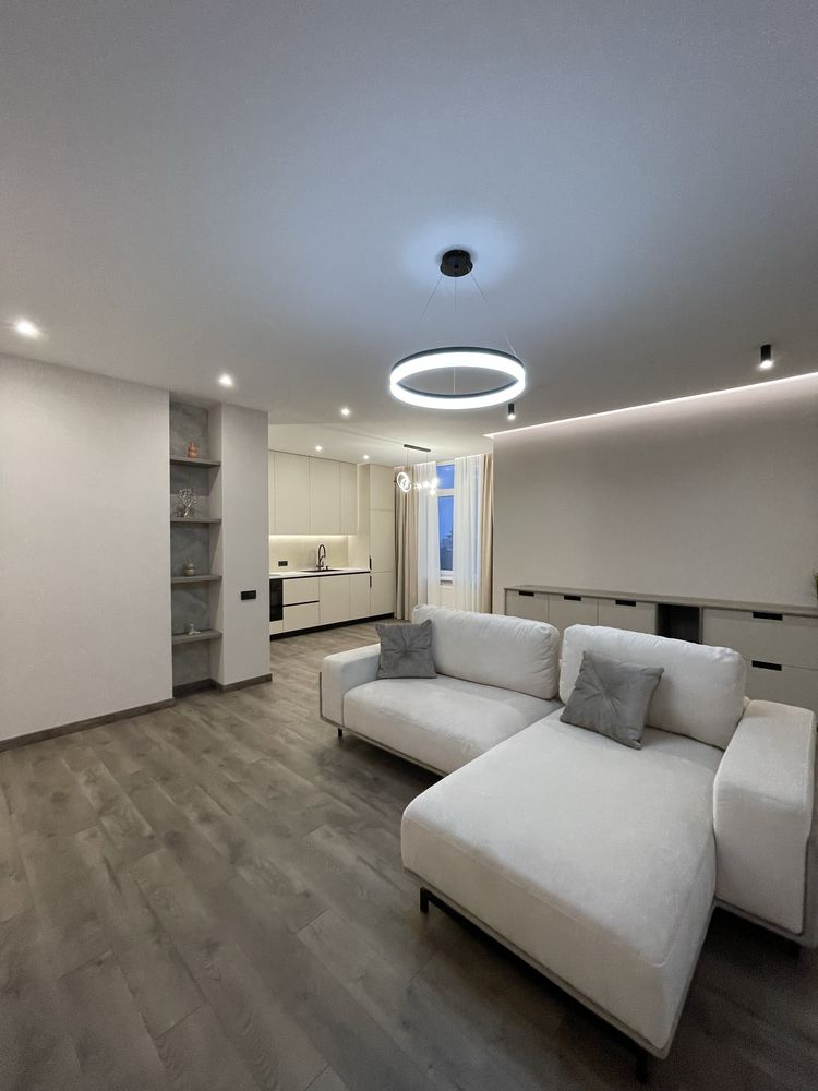 Designer Apartment in Arkadia, 51st Pearl, Genuezka Street