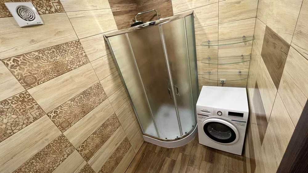 1-Room Apartment in New Building on Zelena Street with Full Amenities