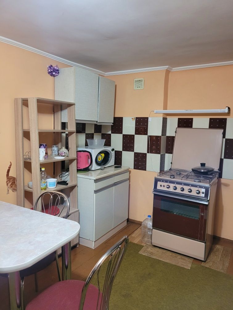 1-бөлмелі пәтер жалға беріледі, Миру көшесі, екінші қабат
