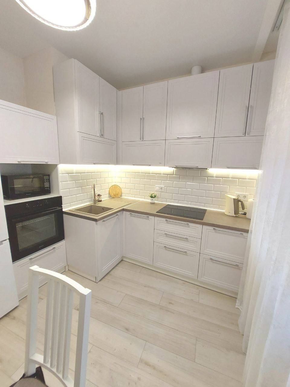 Modern 2-Bedroom Apartment Near Arkadia Beach