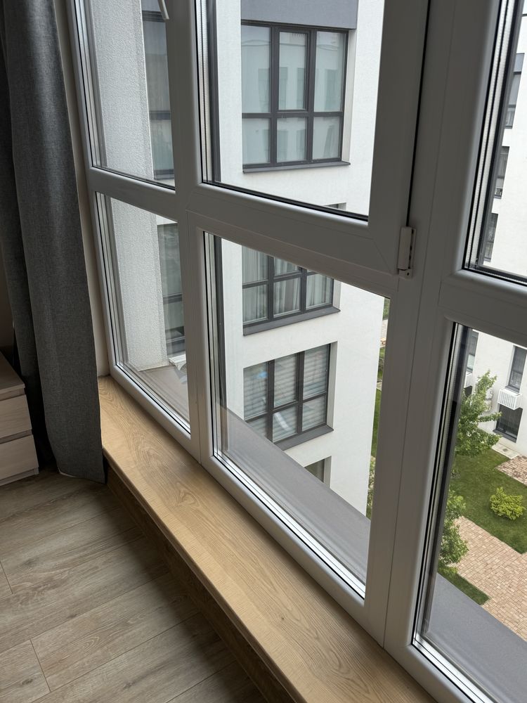 One-bedroom apartment in Quadrat residential complex with designer renovation