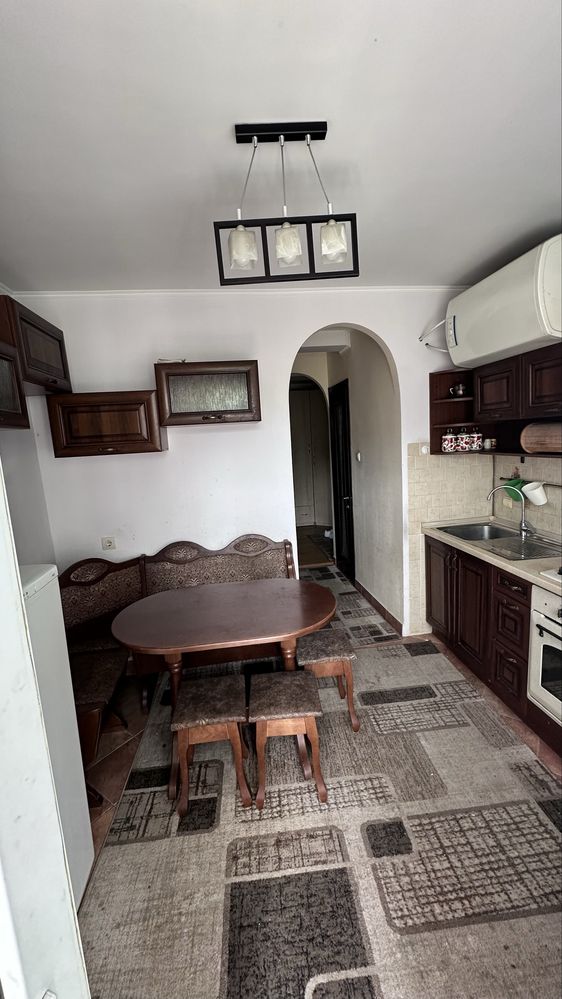 3-Room Apartment on Volodymyra Velykoho Street