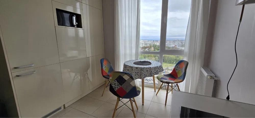 1-Room Apartment in City Complex with Terrace and Modern Amenities