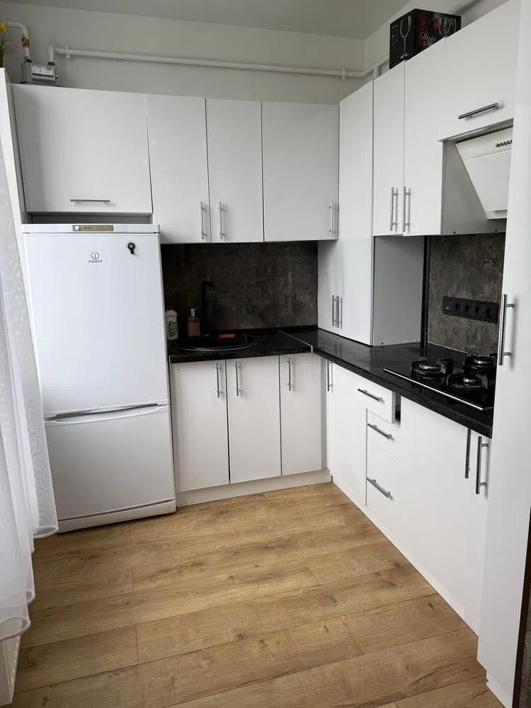 Spacious 1-Bedroom Apartment with City View in Shchaslyvy Complex