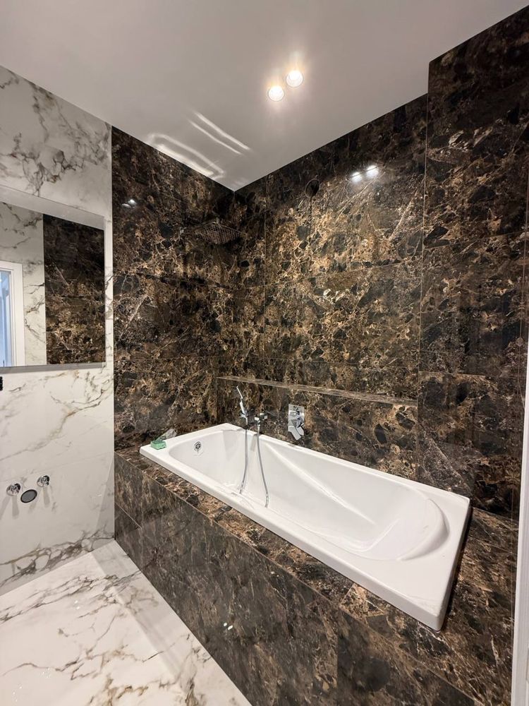 Designer 2-Room Apartment in City Center with Riverside Location