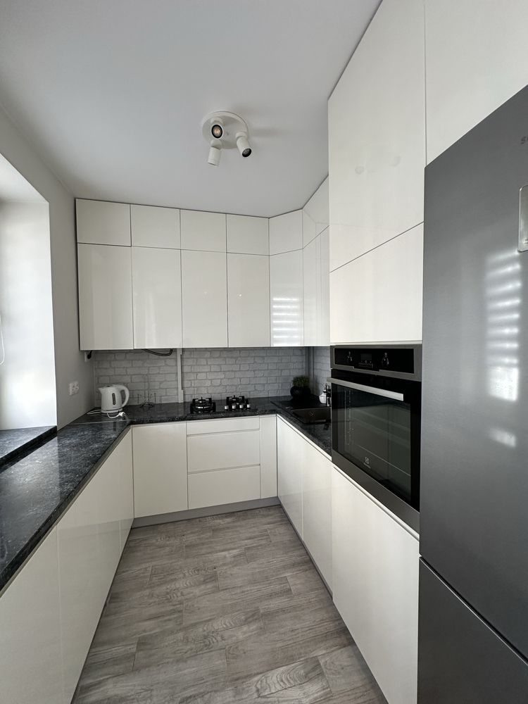 2-Room Apartment near Shevchenko Park, First Rental, Everything New