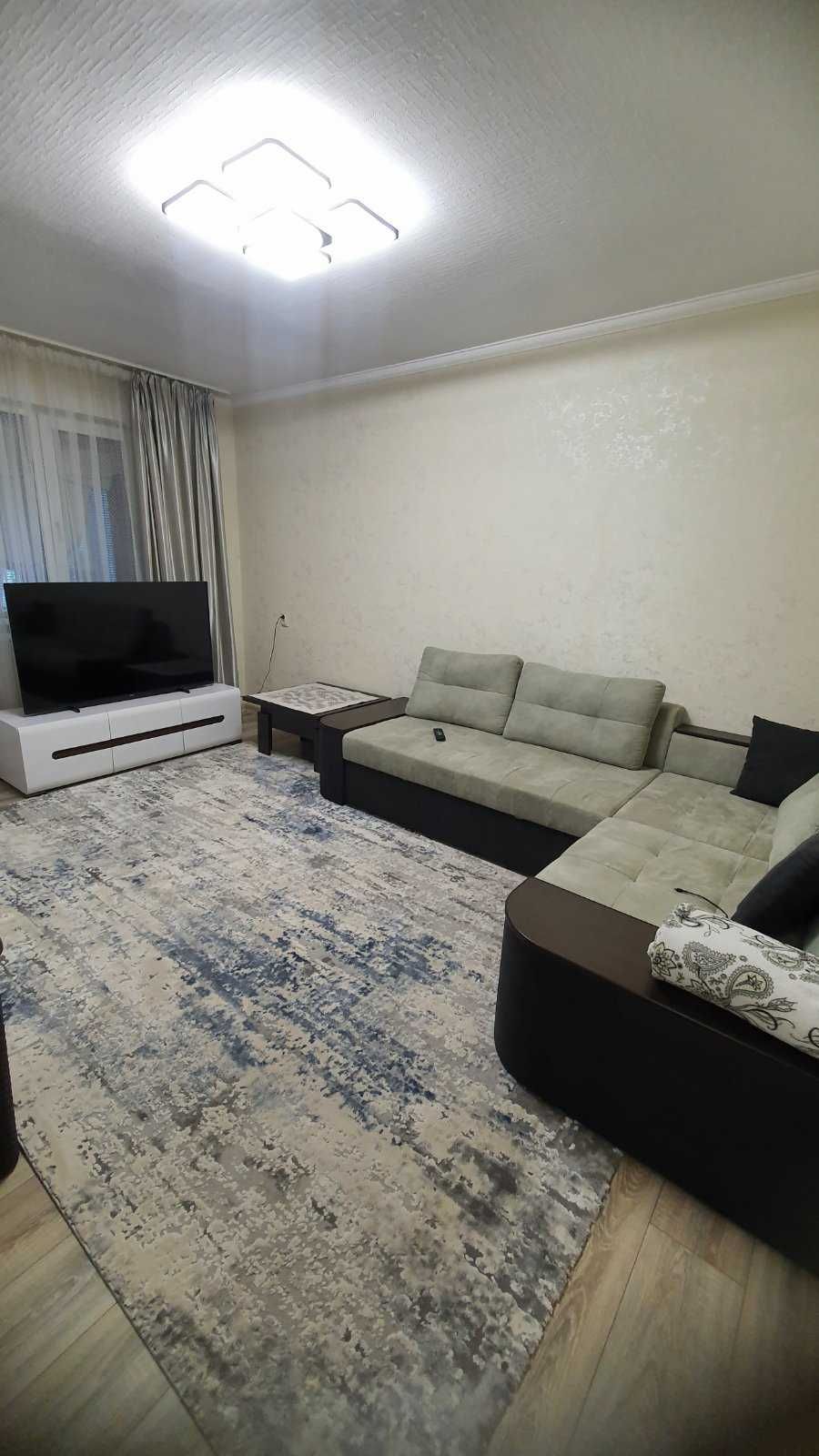 Spacious 2-room apartment on Mynaiska Street with quality renovation