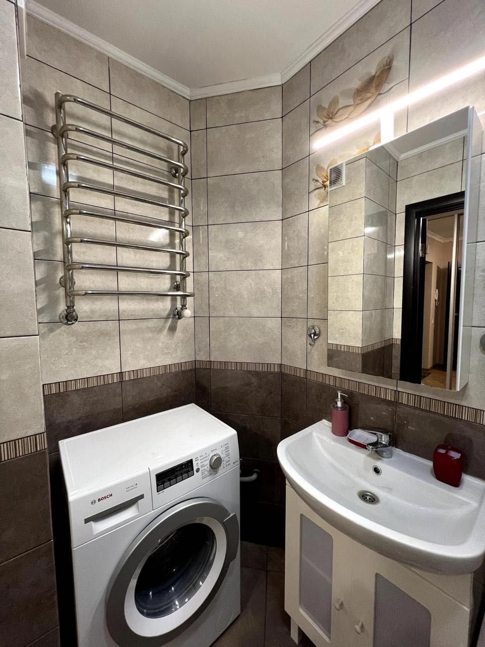 One-bedroom apartment on Striyska Street