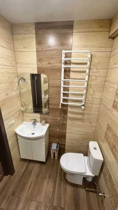 1-Room Apartment in New Building on Zelena Street with Full Amenities