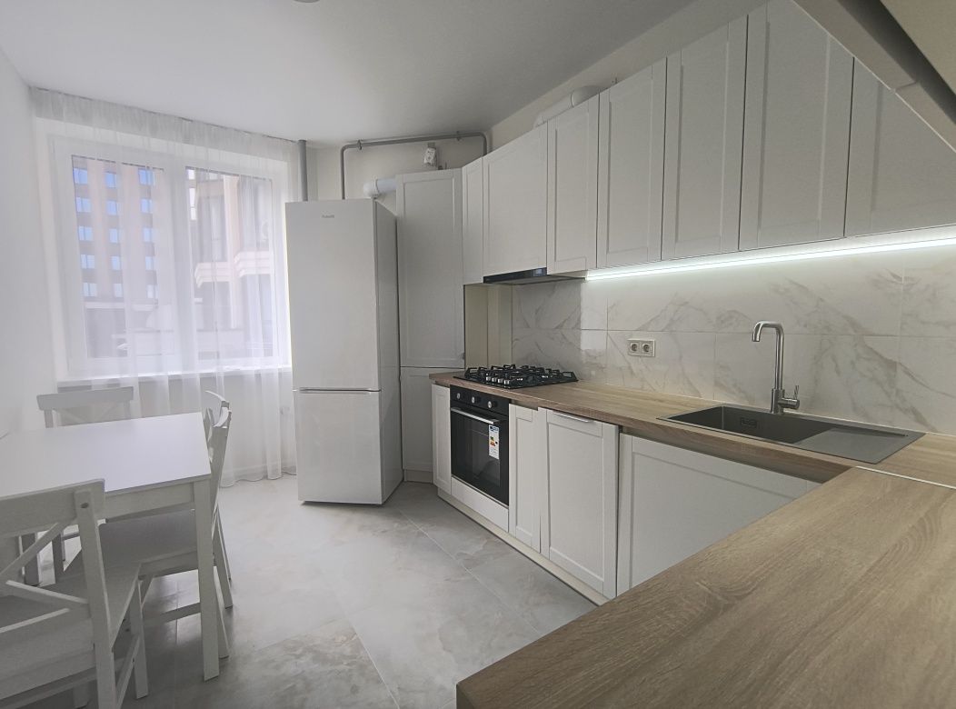 2-Room Apartment in Sofia Residence Complex with Separate Bedroom and Spacious Living Area