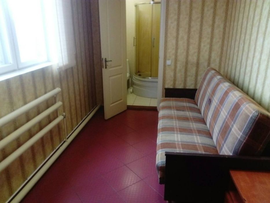 Cozy Room in Kyiv Suburb with Essential Amenities