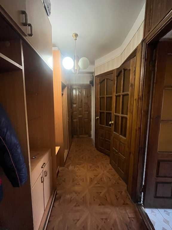 2-Room Apartment in Heroiv Kosmosu Street, Solom'yanskyi District