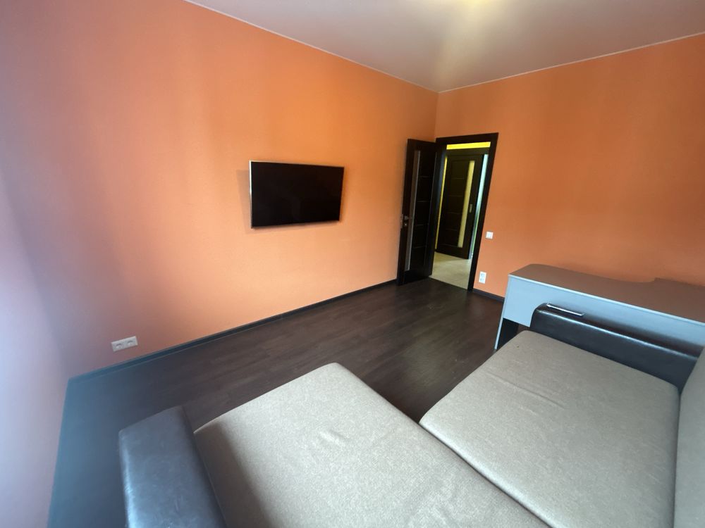 Two-Room Apartment with Separate Rooms, Fully Equipped Kitchen