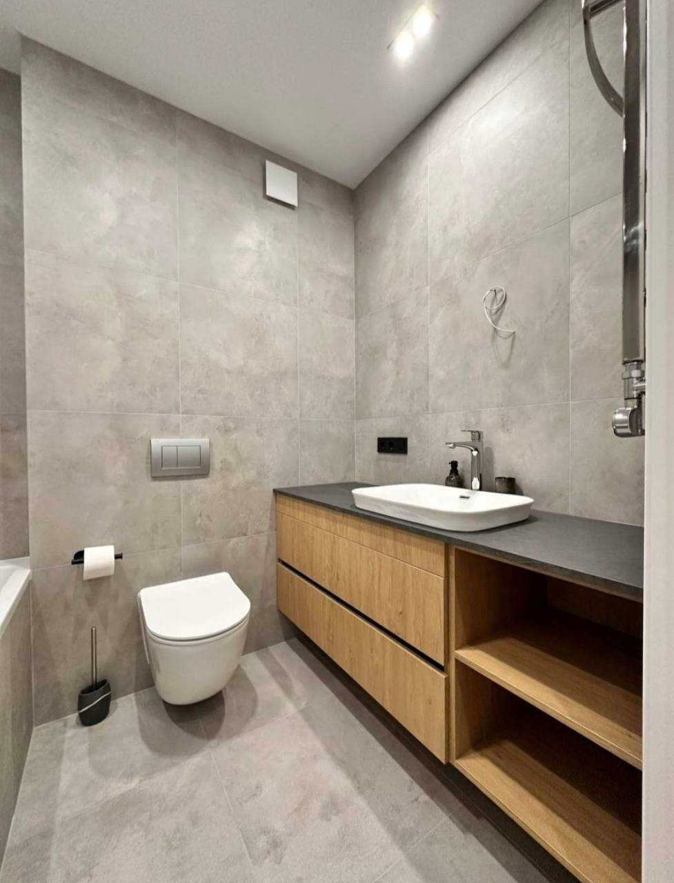 Modern Designer Apartment with Panoramic Windows