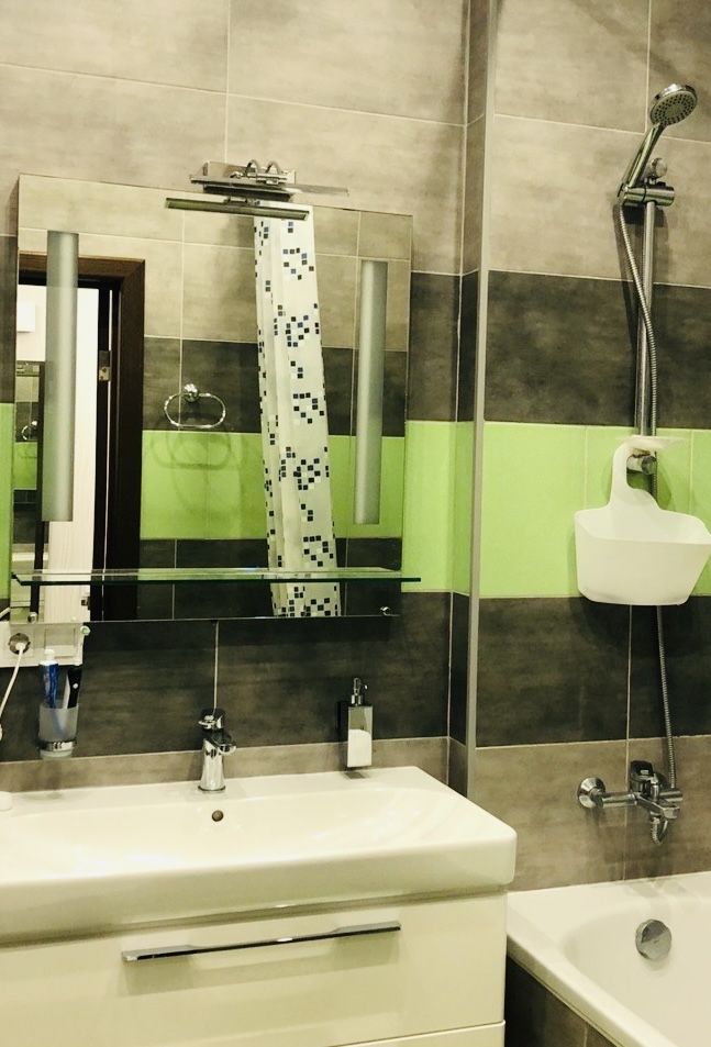 Spacious 2-room apartment with modern design and full amenities