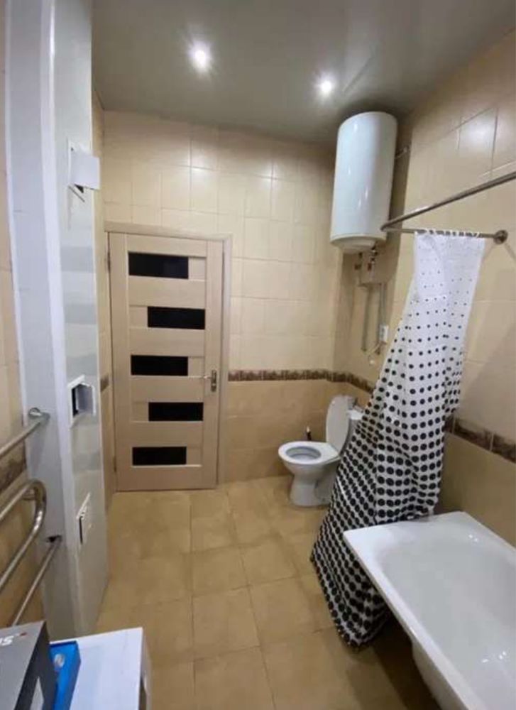 Cozy Apartment in Quiet City Center Near Metro