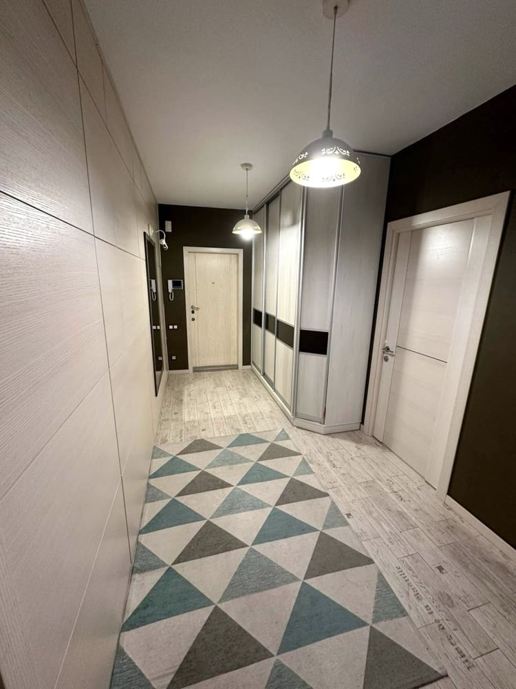 2-Room Apartment in Galytskyi Liv Complex with Modern Amenities