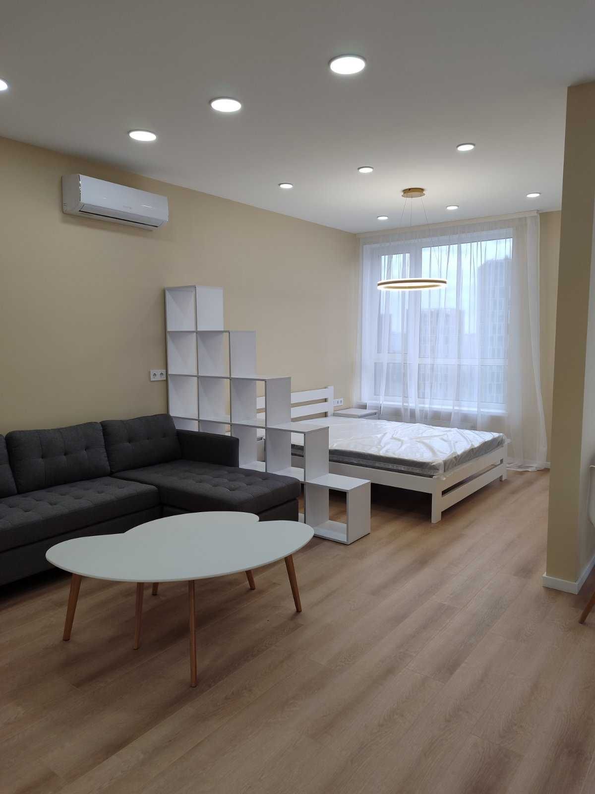 Modern Studio with Designer Renovation Near Metro