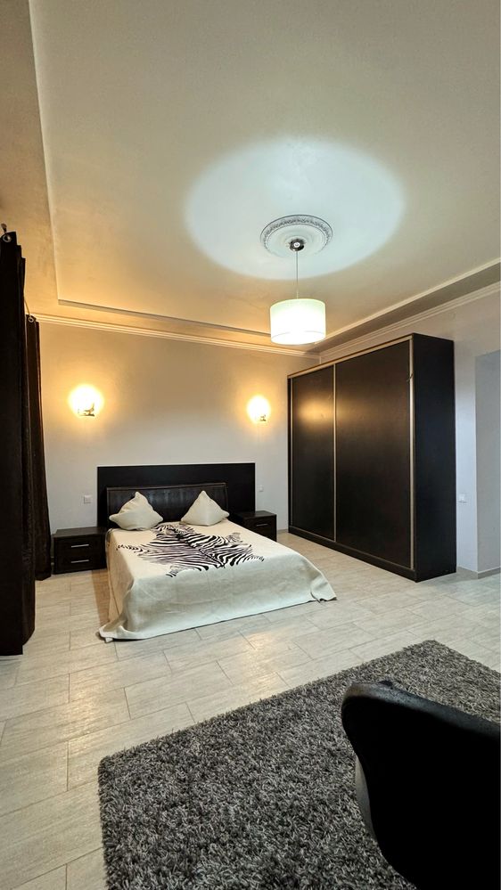 Spacious 1-bedroom apartment in central Lviv with modern design