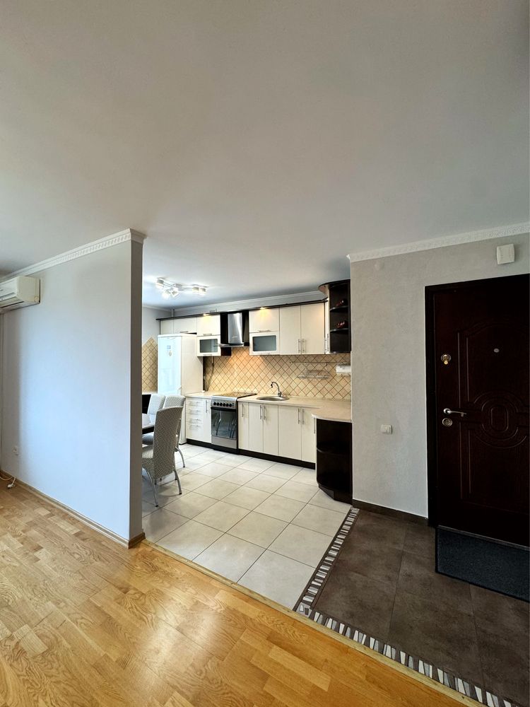 Spacious 2-Room Apartment with Kitchen-Living Area in Vynnyky
