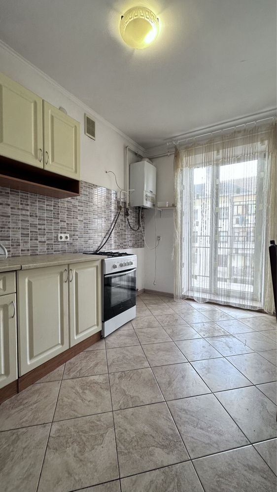 2-Room Apartment in City Center with Individual Gas Heating