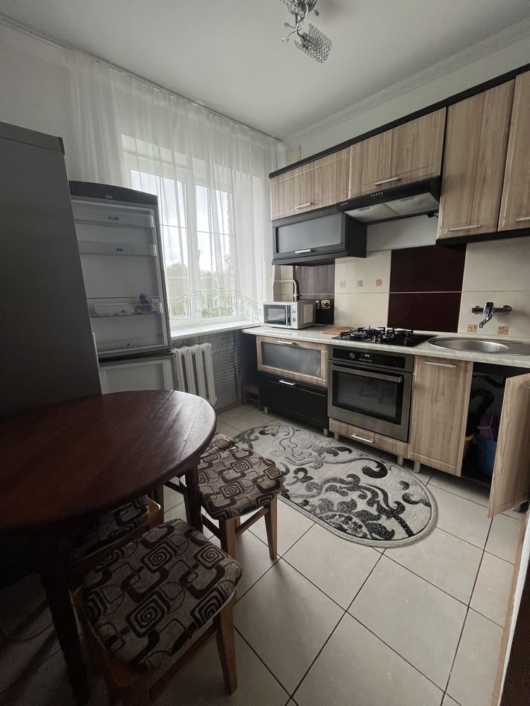 1-Room Apartment in Novyy Yavoriv City Center