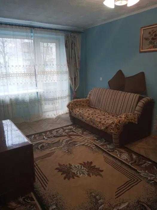 2-Room Apartment on Roxolany Street with Essential Appliances