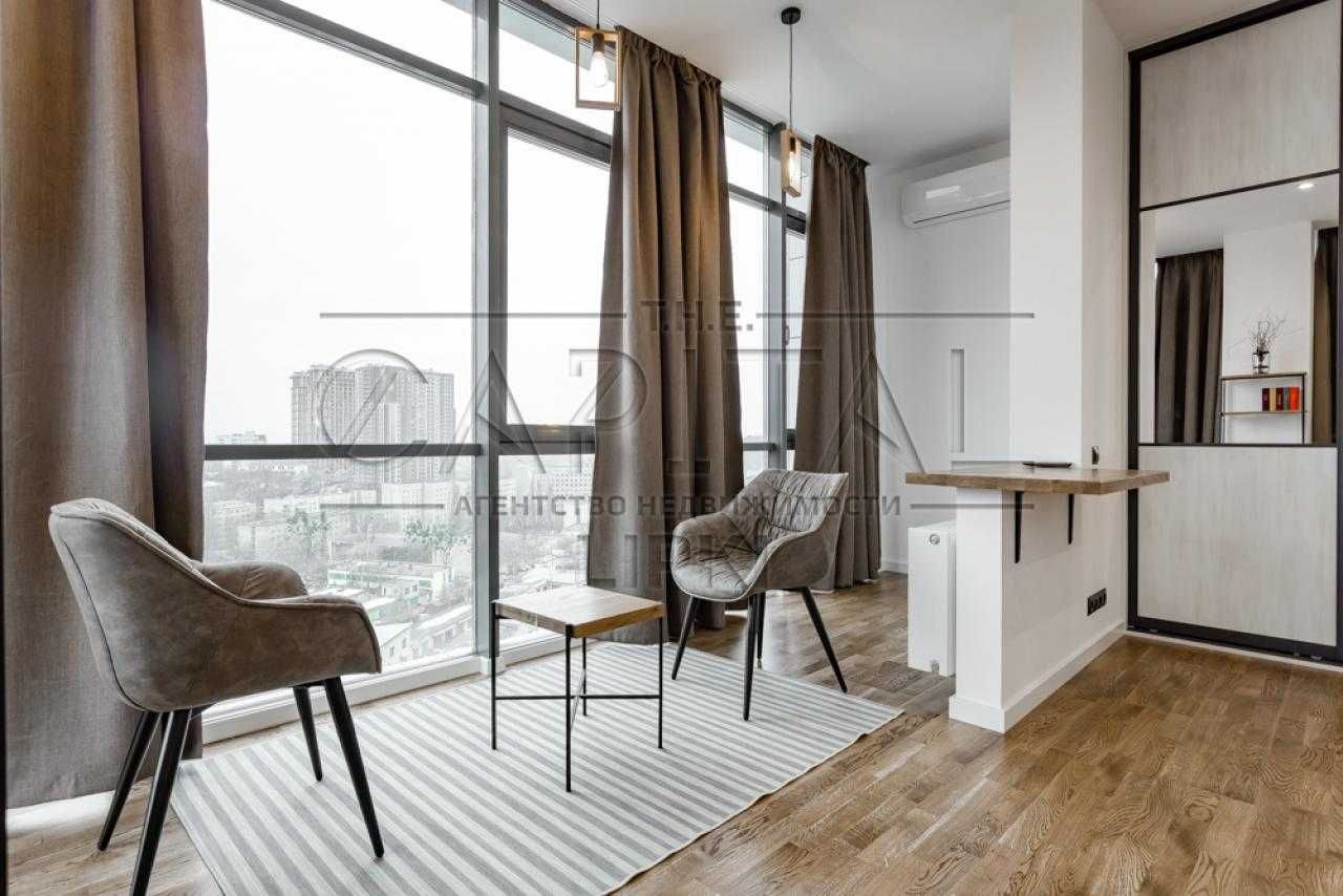 Spacious 2-room apartment in Novopecherski Lipki residential complex