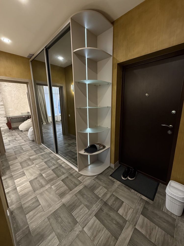 Two-bedroom apartment in Odessa, Arcadia, Kamanina Street, Monblan Complex