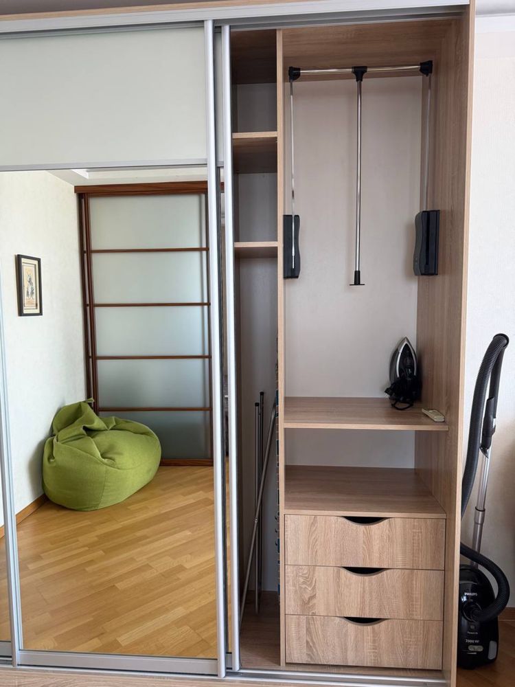 Panoramic View Apartment in Kyiv with Modern Features