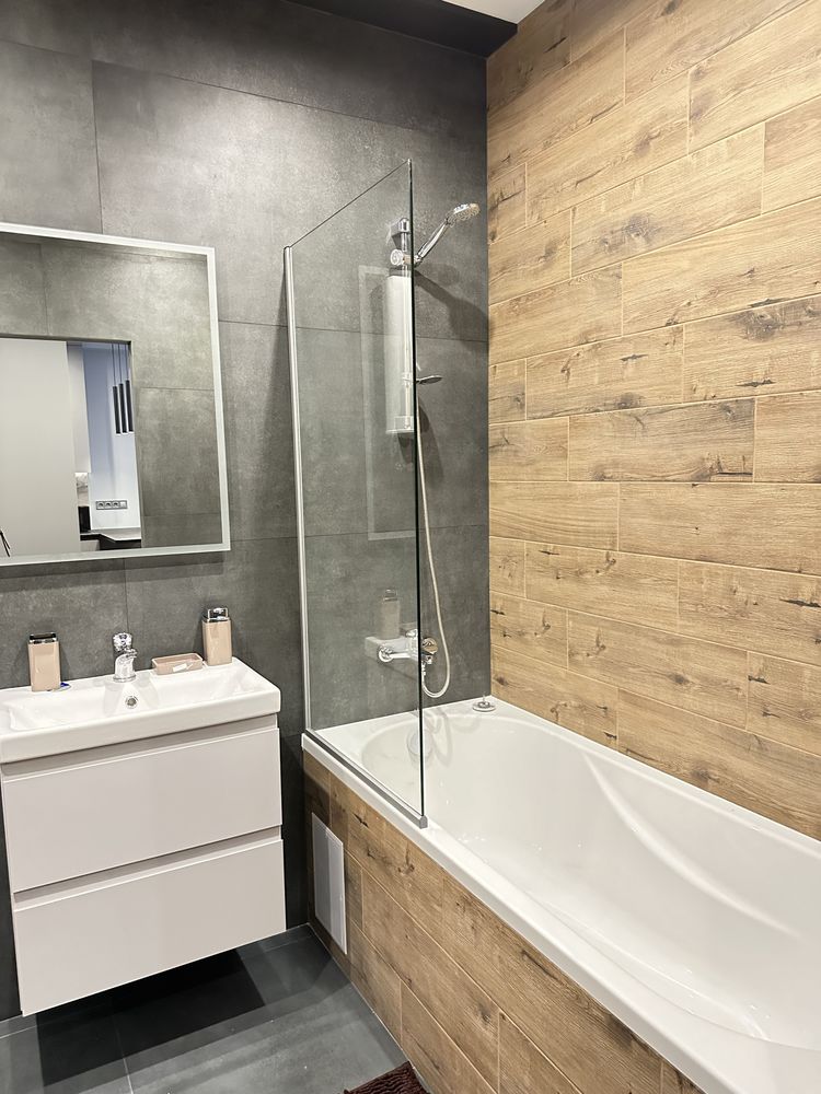 Spacious One-Bedroom Apartment with Modern Design in Nova Anglia Complex