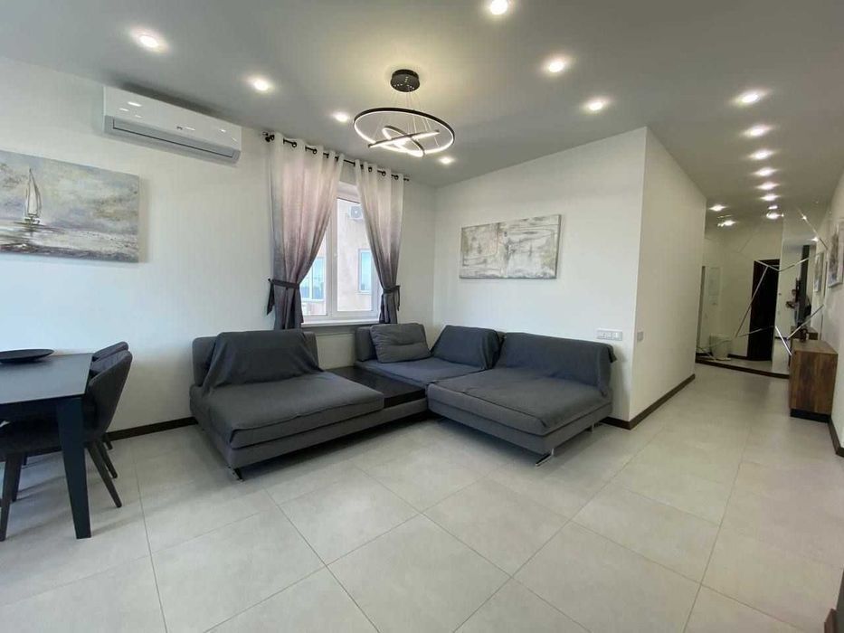 3-Room Apartment in Chkalovskyi Complex, City Center, 90m²