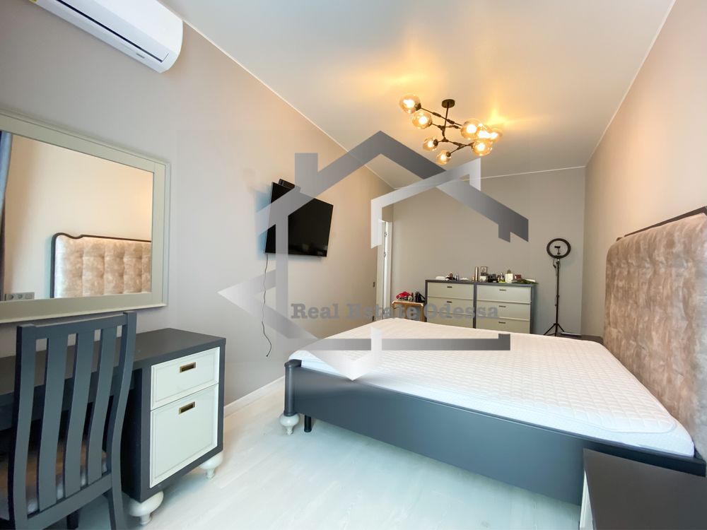 Stylish 1-Bedroom Apartment near Arcadia Beach, Odessa