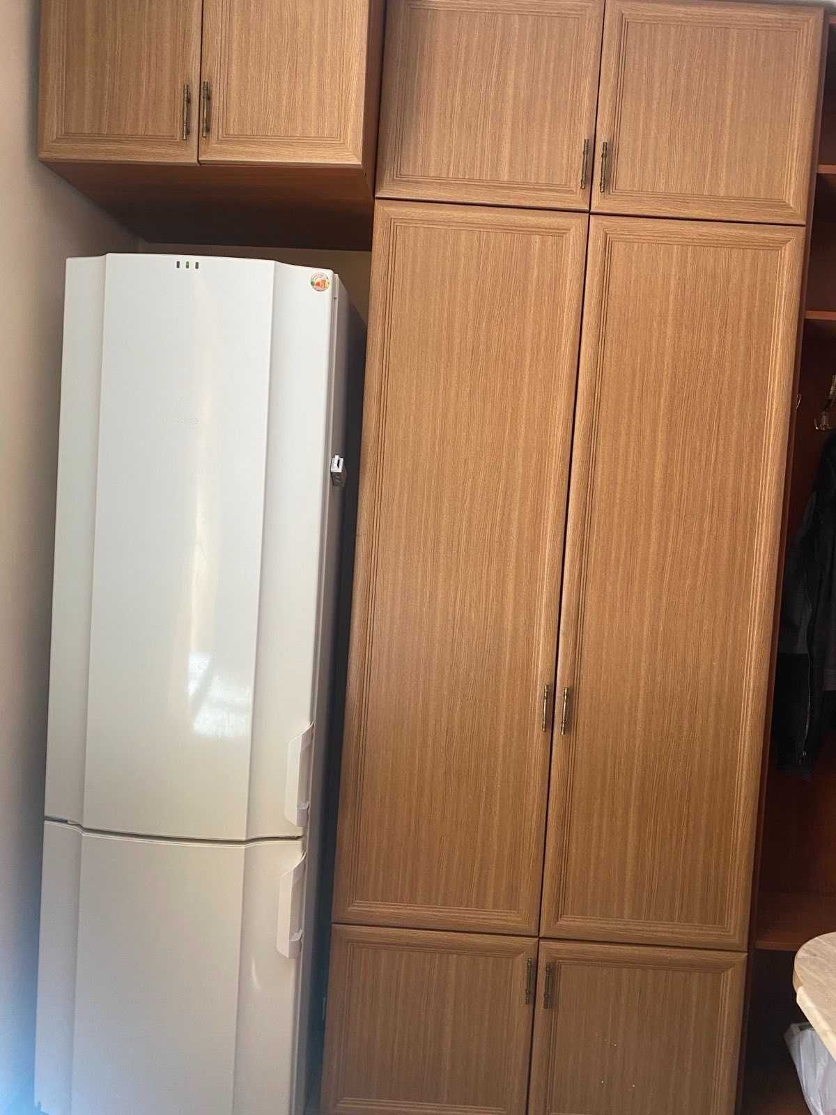 Fully Furnished 3-Room Apartment with Euro Renovation