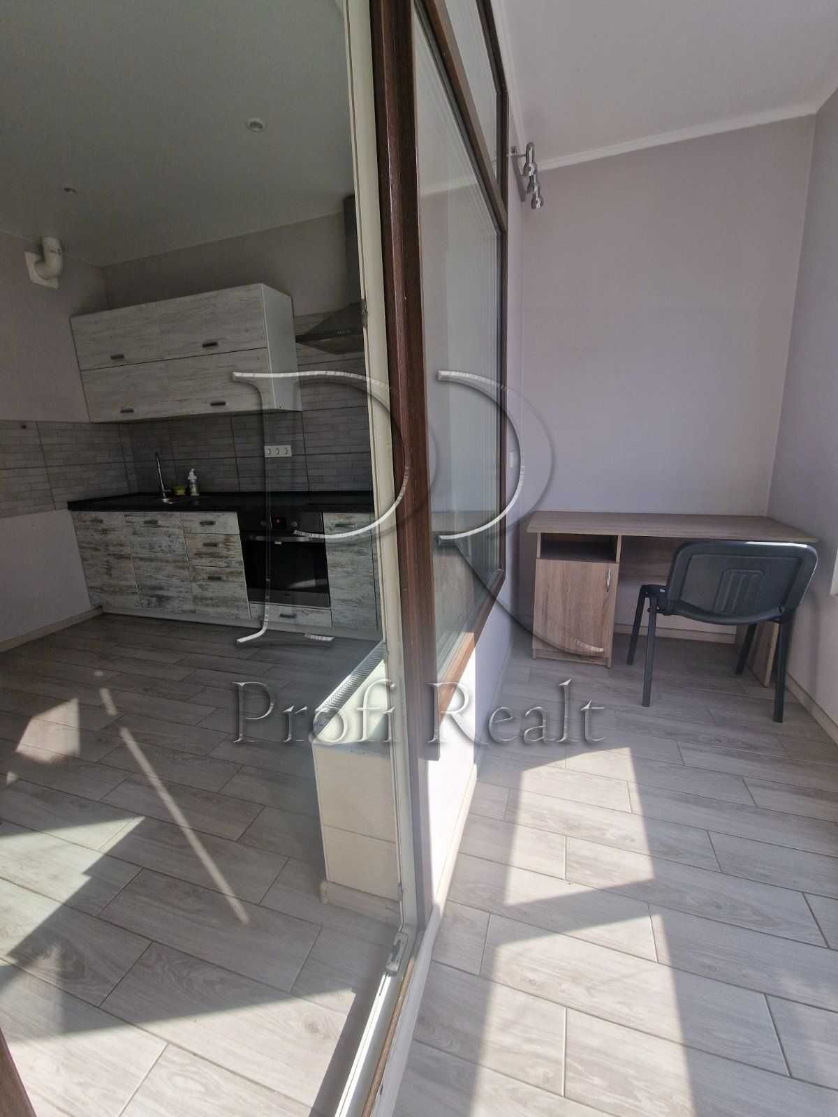 1-Bedroom Apartment in Varshavsky Complex, Fully Furnished