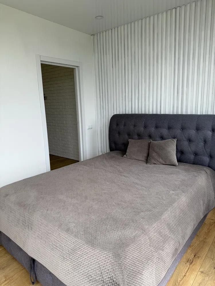 Spacious 1-Bedroom Apartment with City View in Shchaslyvy Complex