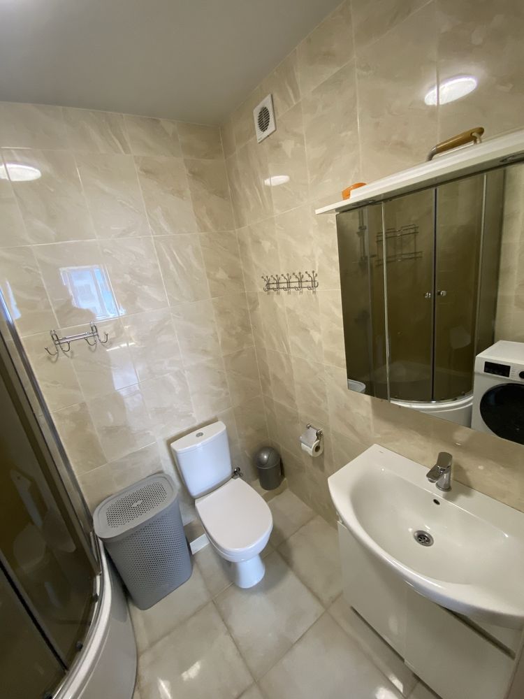 Modern Apartment with Lake View in Prestigious Complex