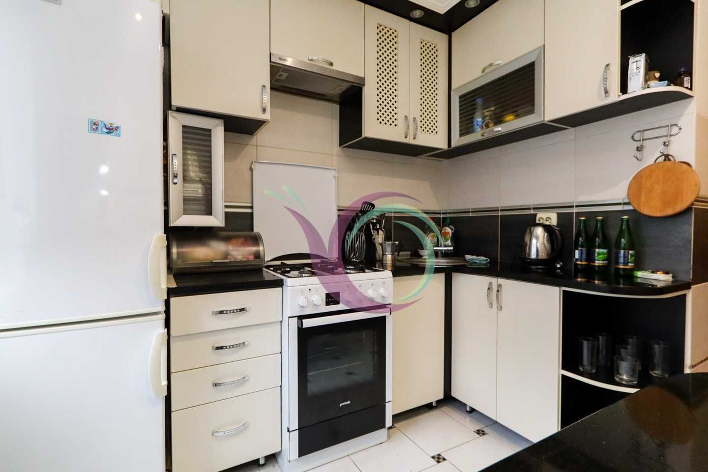 3-Room Apartment in Pozytron-Kaskad District
