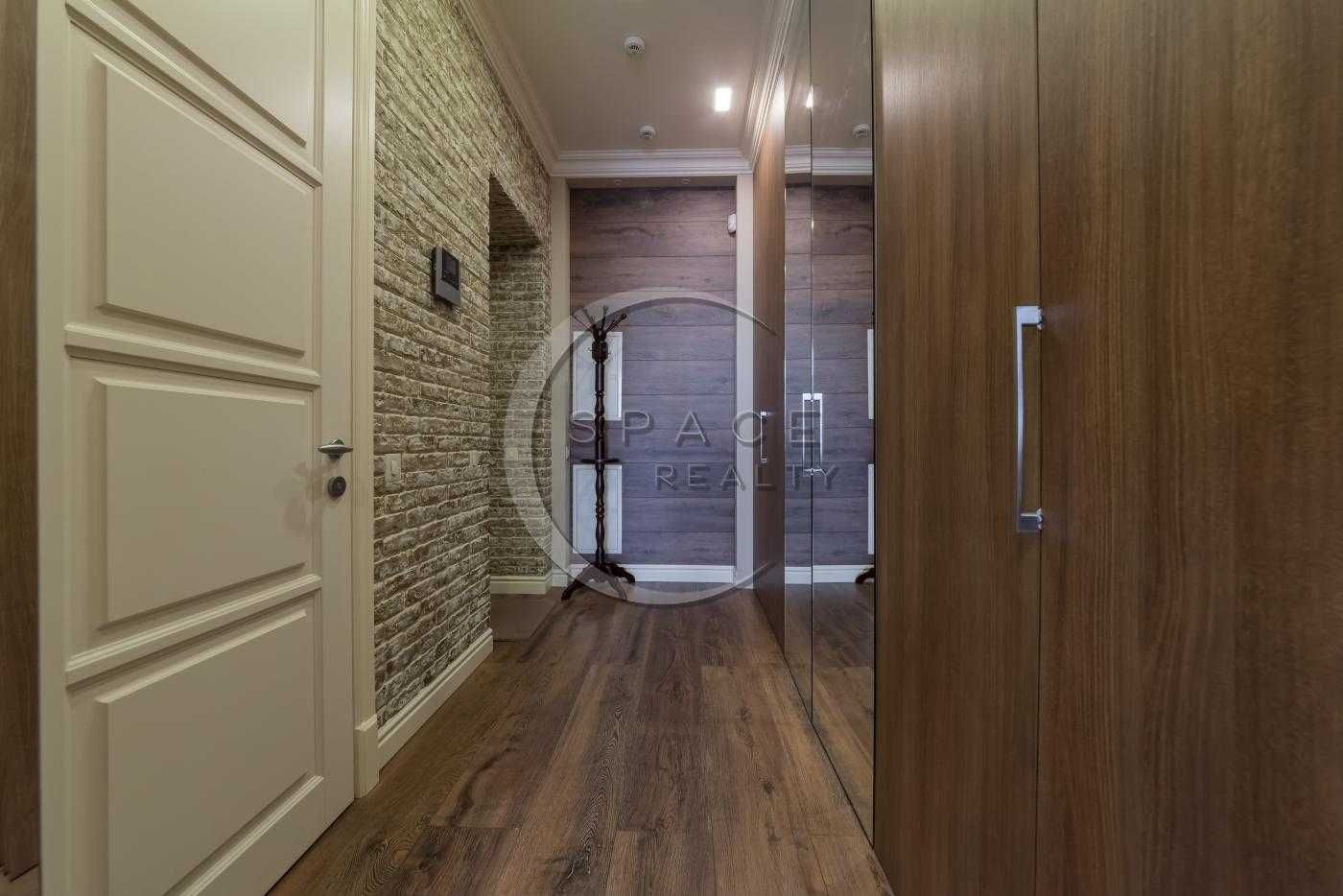 2-Room Apartment in Novopecheski Lipky Complex with Modern Design