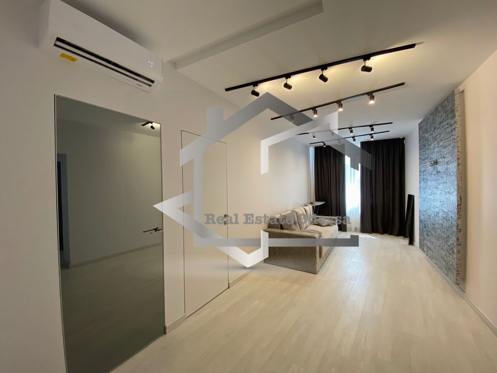Stylish 1-Bedroom Apartment near Arcadia Beach, Odessa