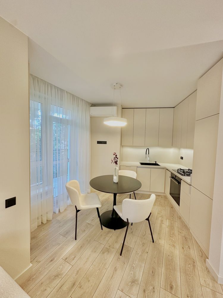 1-Bedroom Apartment in Sherlock Holmes Residential Complex, Lviv City Center