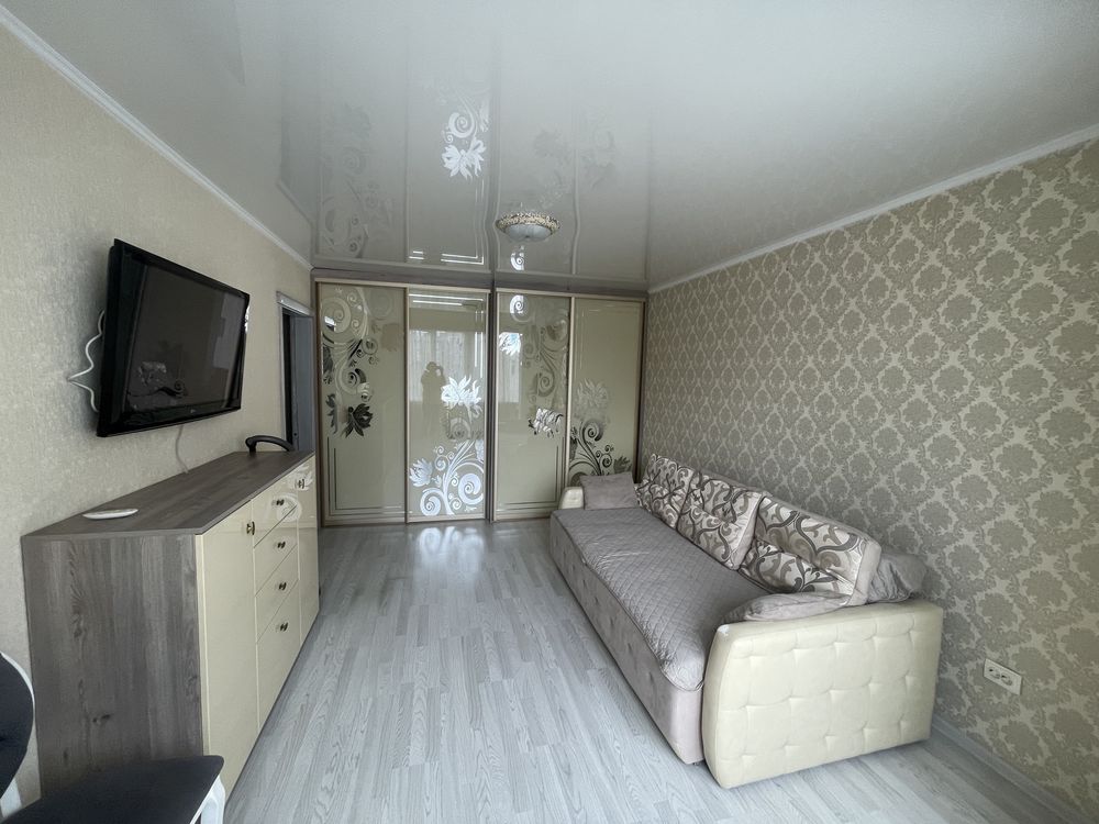 Two-room apartment in Novoyavorivsk with designer renovation