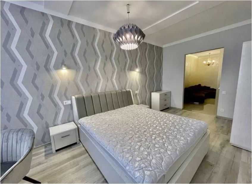 Spacious 80m² Apartment with Sea View Near Beach