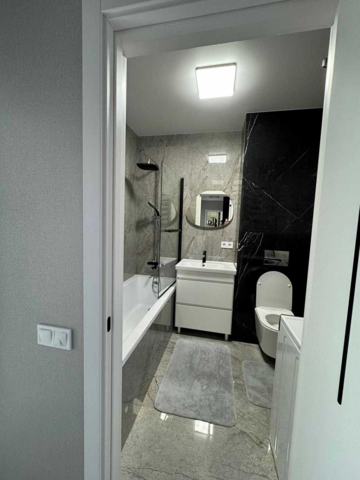 Modern 1-Bedroom Apartment with Underground Parking