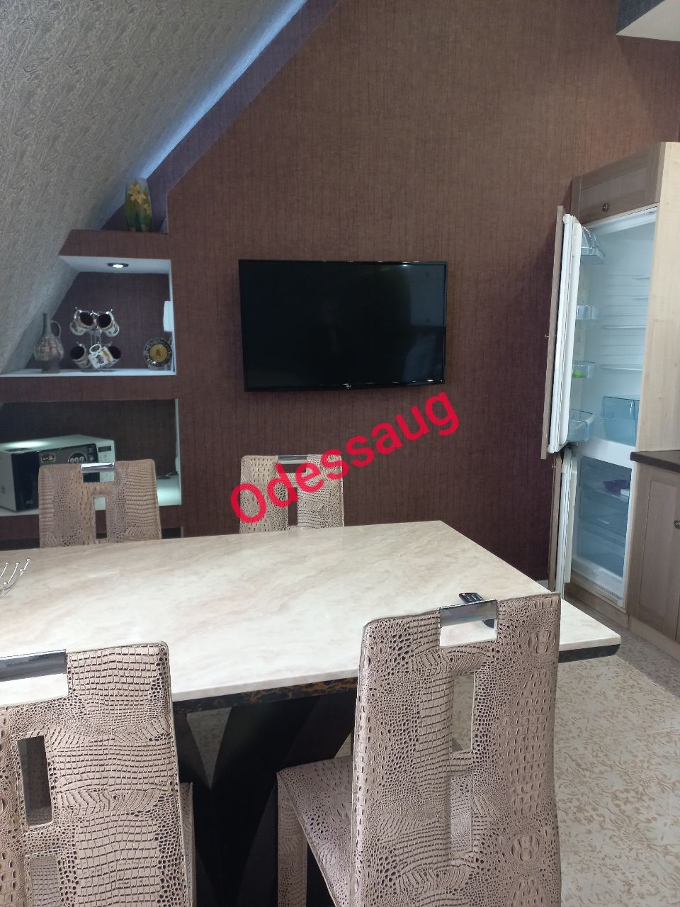 3-Room Apartment near Shevchenko Park, Secure Complex, City Center