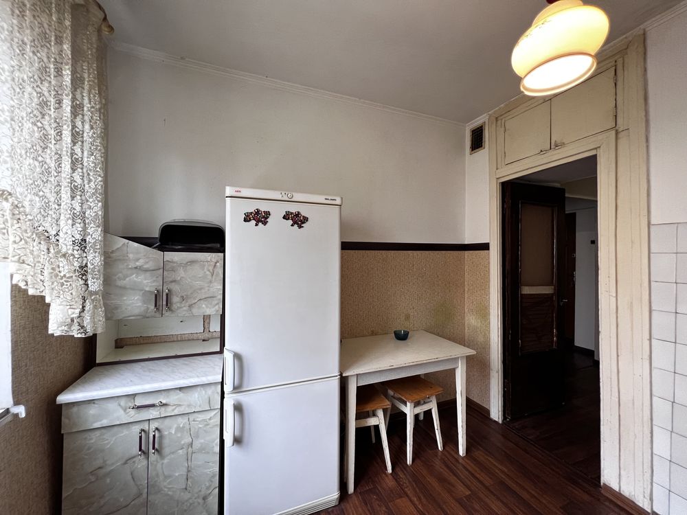 2-Room Apartment in Panel Building near Arsen Shopping Center