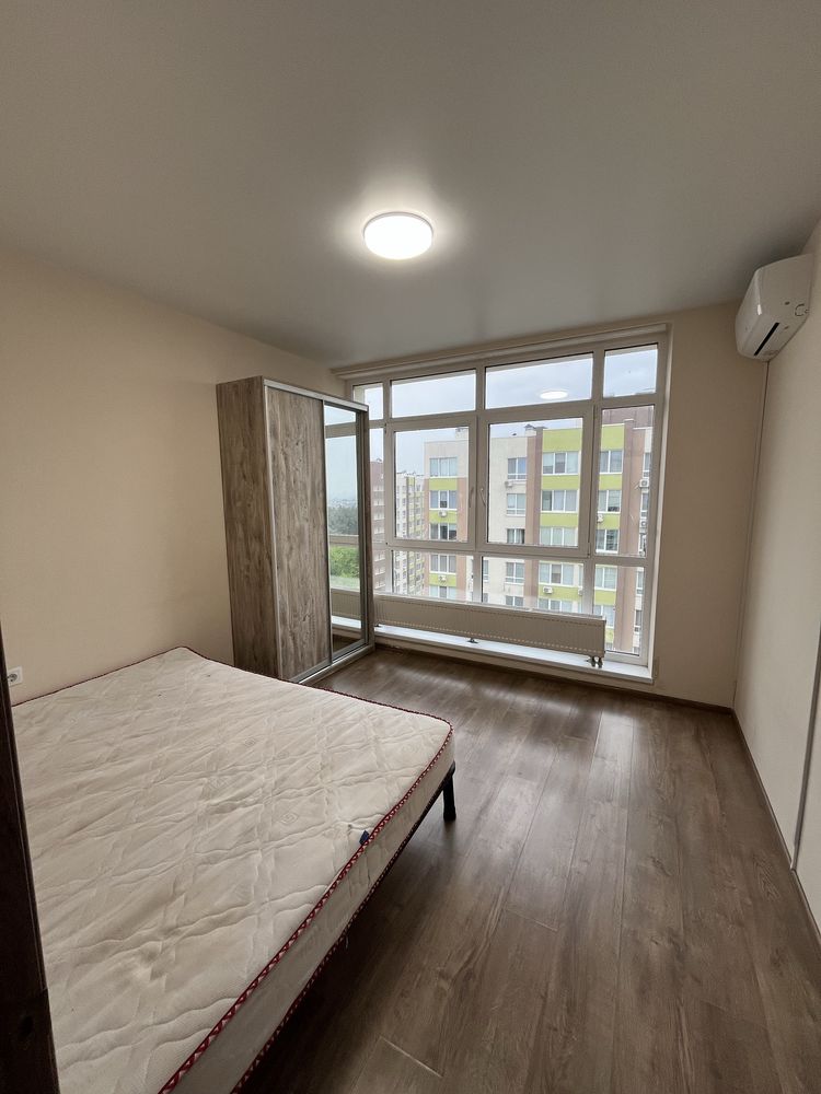 2-Room Apartment in Sofiivskyi Quarter with Separate Kitchen