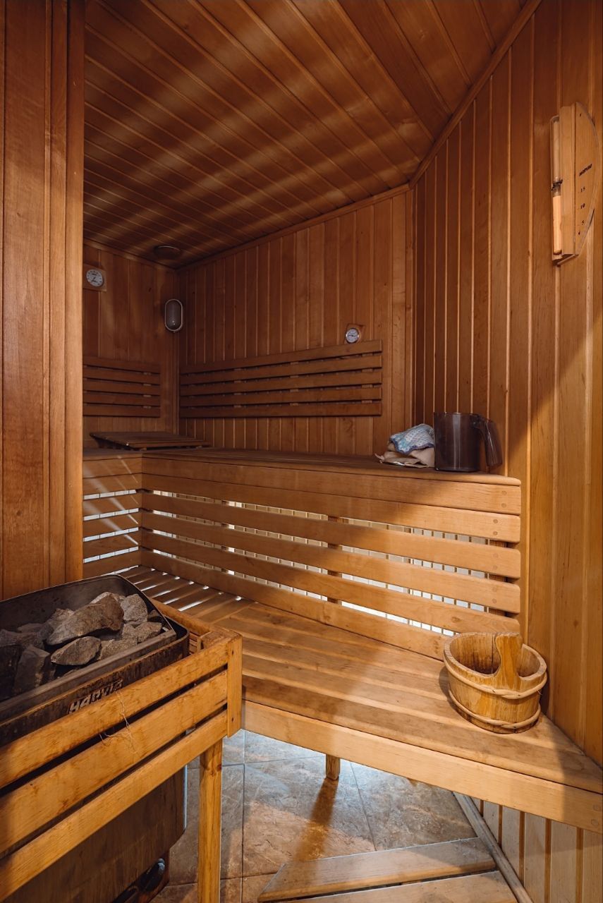 Spacious 2-Room Apartment in Odessa City Center with Sauna and Parking