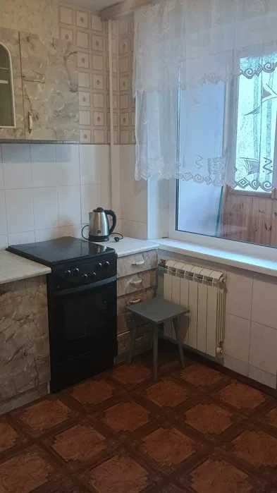 Cozy 1-Bedroom Apartment Near Vokzalna Metro