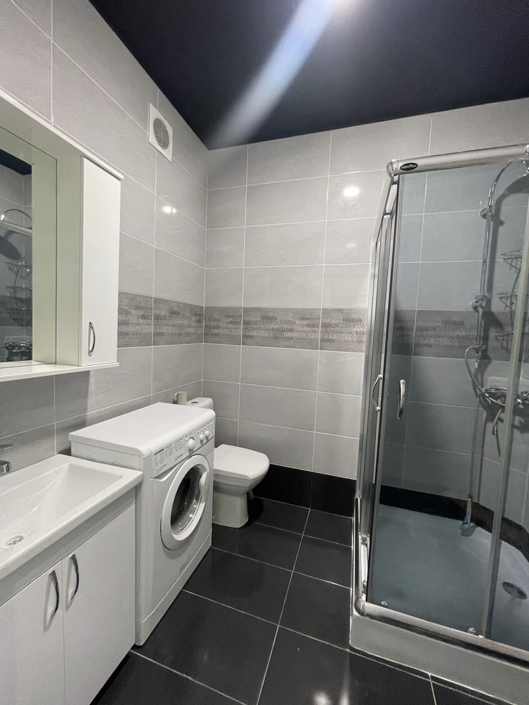 1-Room Apartment in New Building on Polubotka Street, Renovated, Fully Equipped